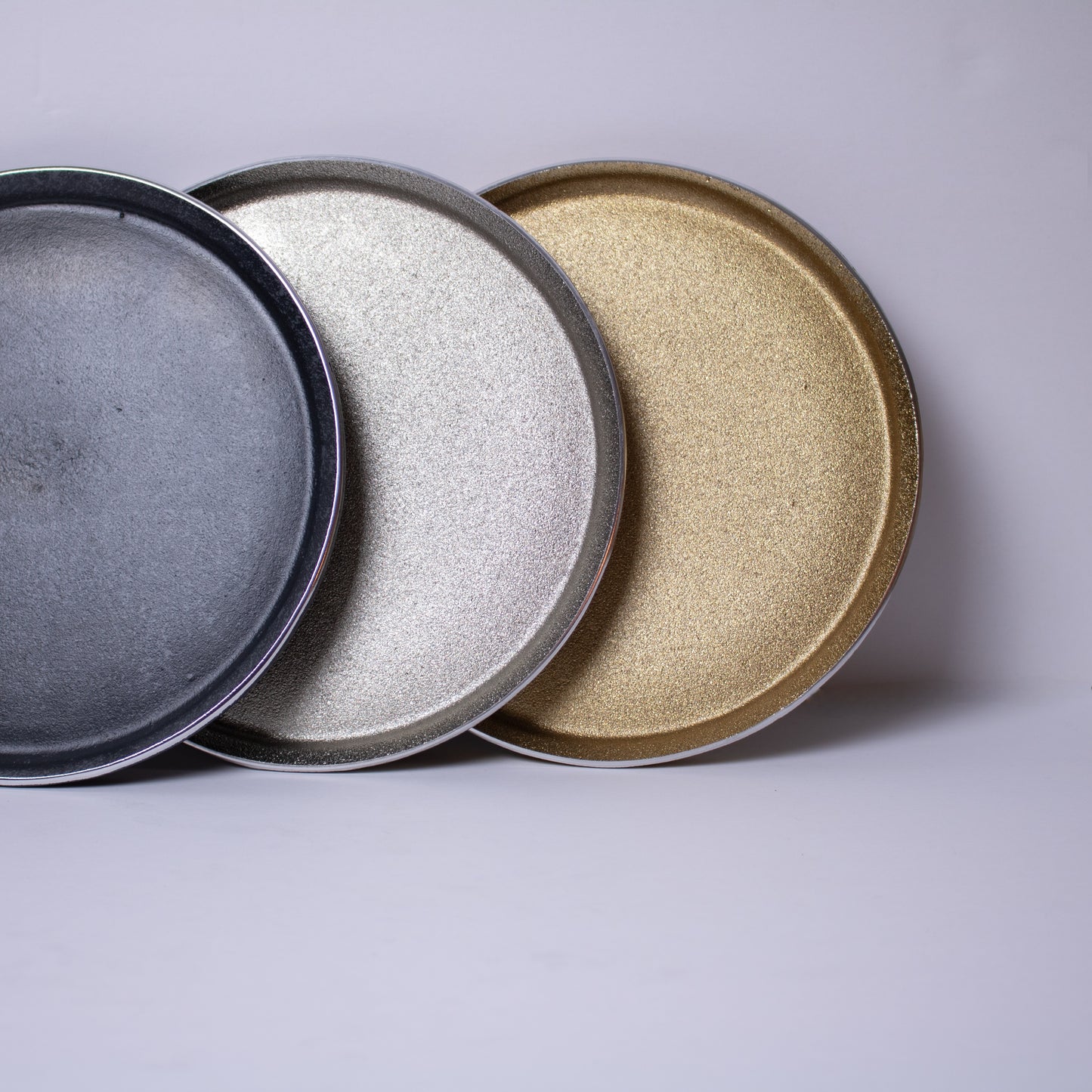 Round Tray for Coffee Table – Gold Gray Silver Tray - Close Look