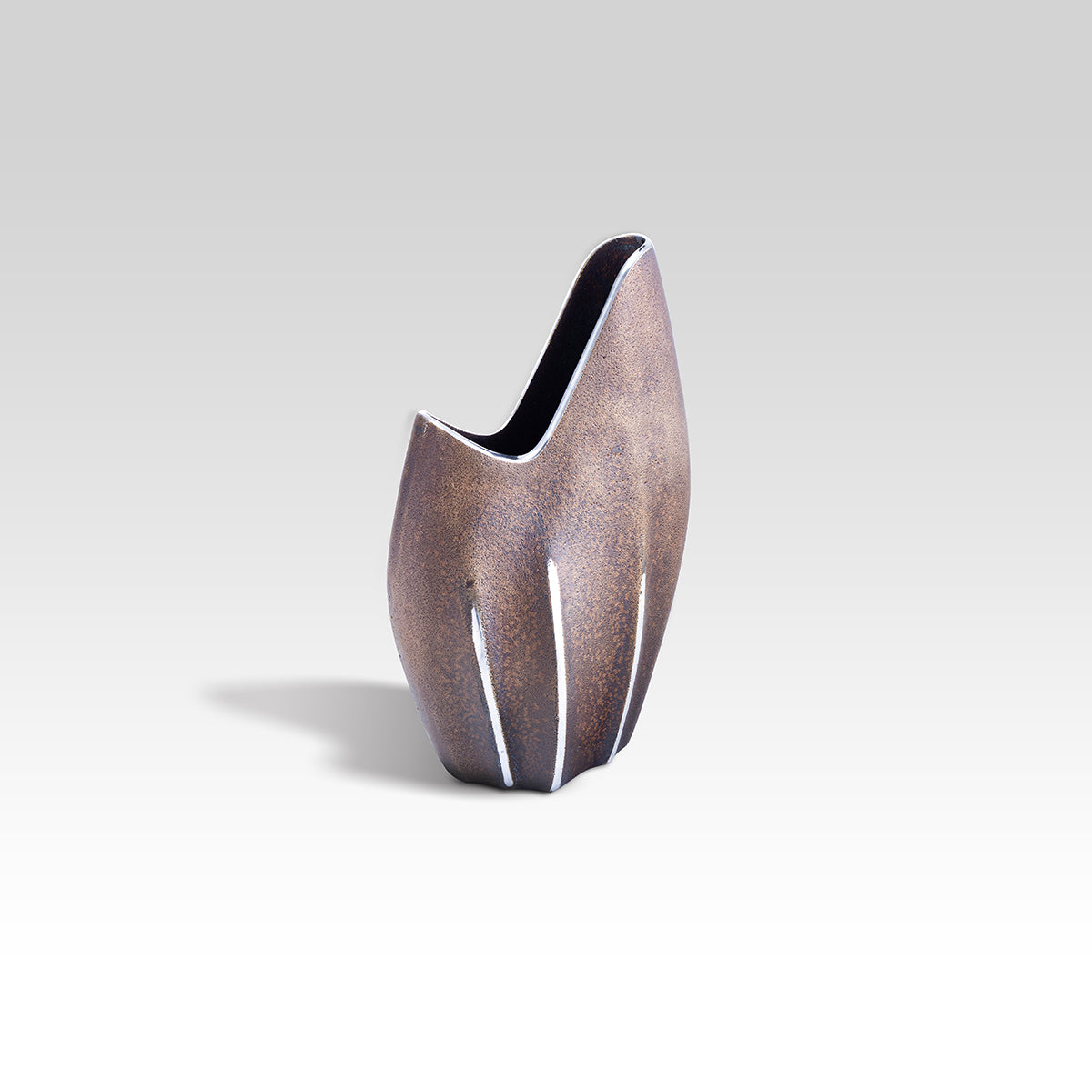 Small Flower Vase - Coffee Table Decor, Bud Vase Centerpieces / Antique Gold / Medium