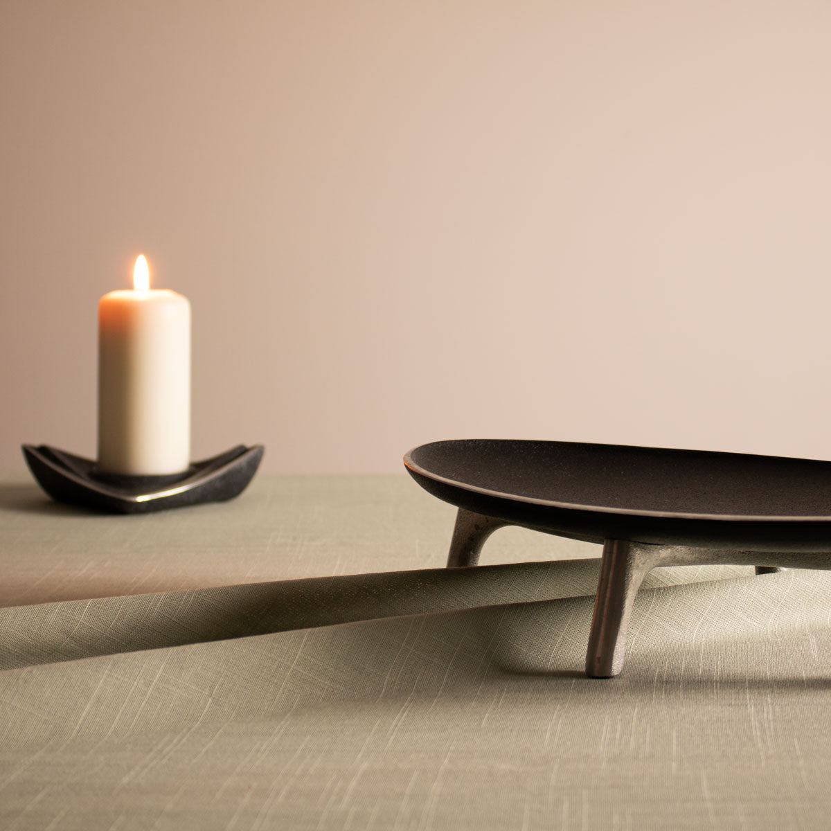 Oval Pedestal Serving Trays for Table – Ideal Sweet, Dessert, Fruit Trays - black