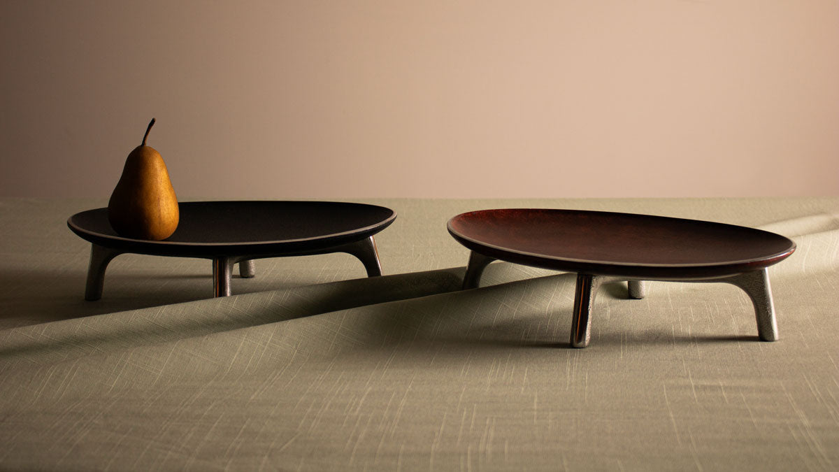 Oval Pedestal Serving Trays for Table – Ideal Sweet, Dessert, Fruit Trays - amber brown & black